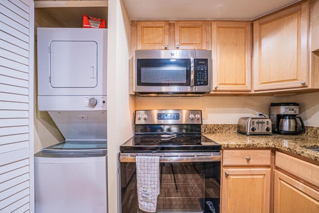 1686 Bluff Villas Renovated Sleeps 8 Walk To Salty Dog Sea Pines Hilton Head Island Zewnętrze zdjęcie