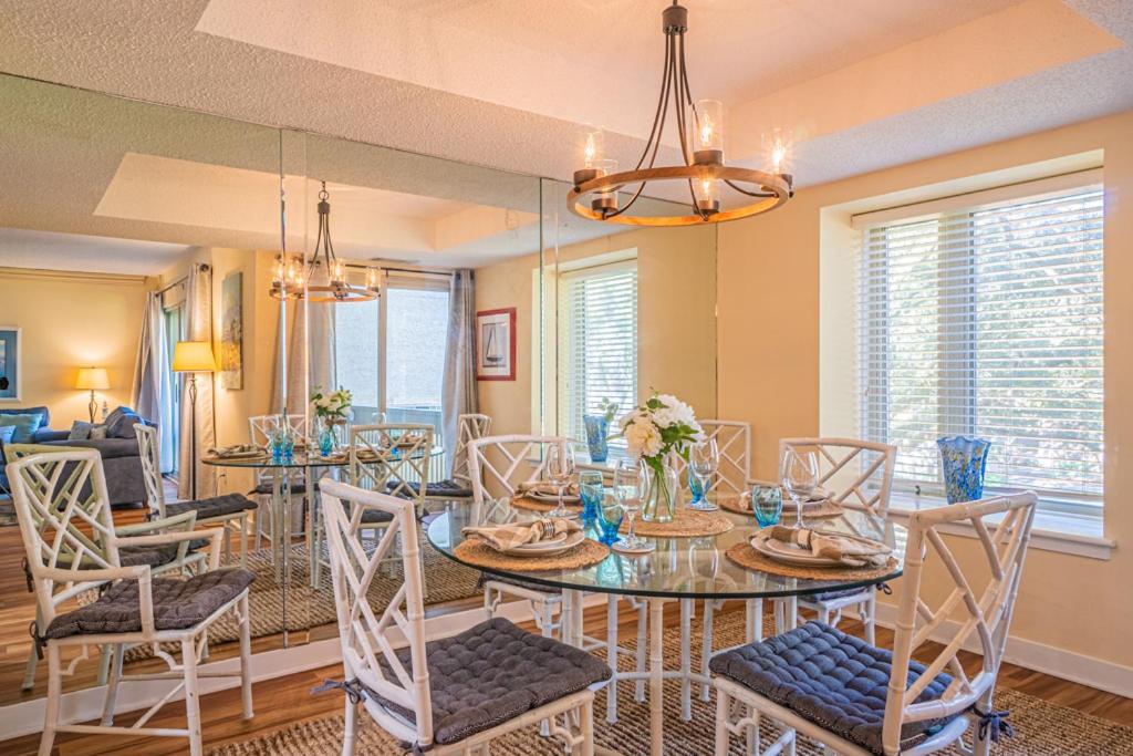 1686 Bluff Villas Renovated Sleeps 8 Walk To Salty Dog Sea Pines Hilton Head Island Zewnętrze zdjęcie